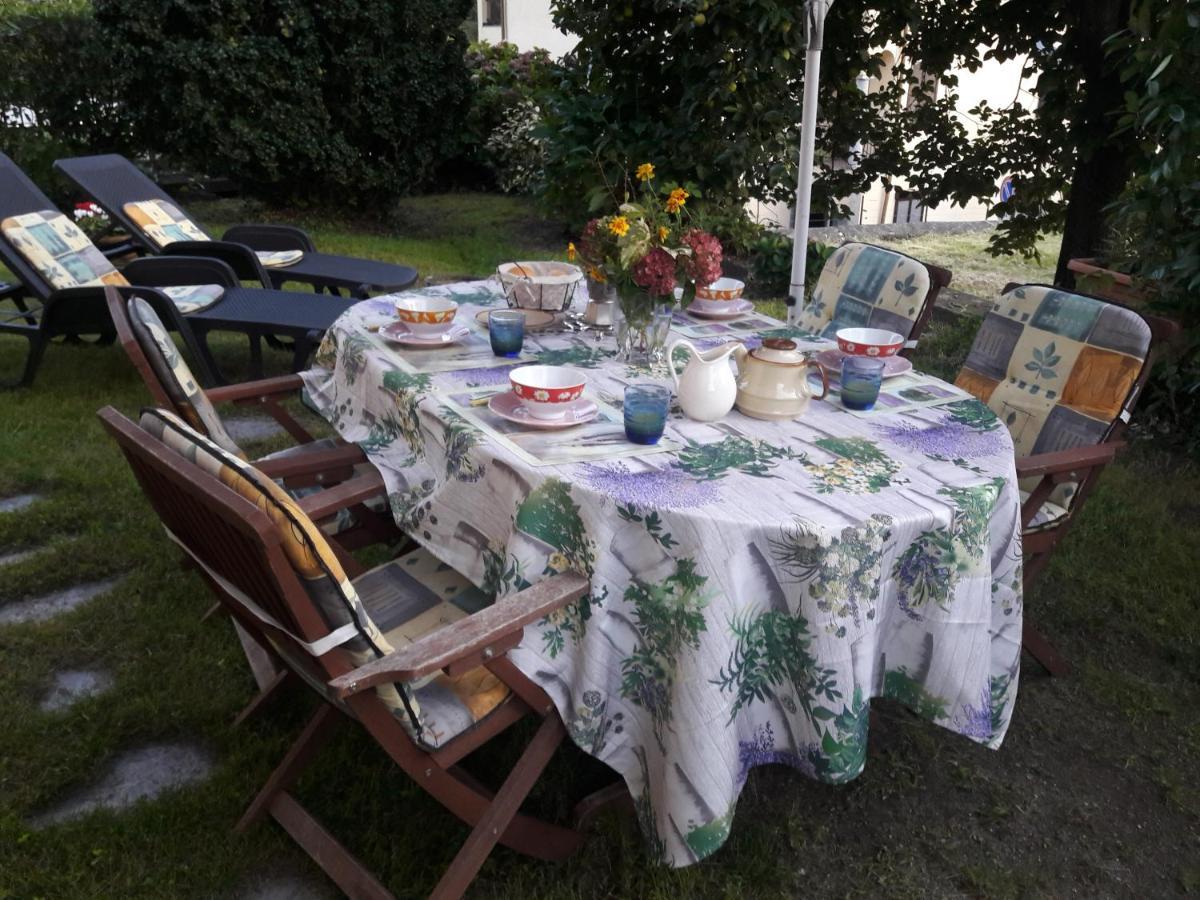 Casa Franca Apartment Pettenasco Bagian luar foto