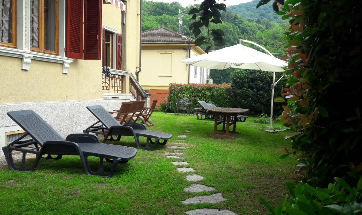 Casa Franca Apartment Pettenasco Bagian luar foto