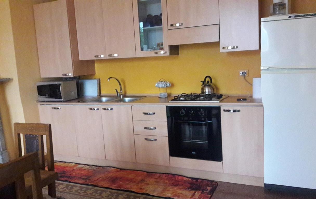 Casa Franca Apartment Pettenasco Bagian luar foto