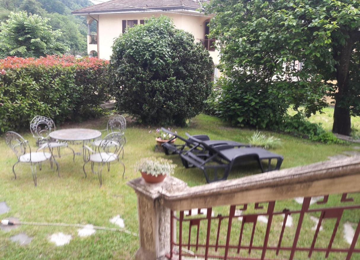 Casa Franca Apartment Pettenasco Bagian luar foto