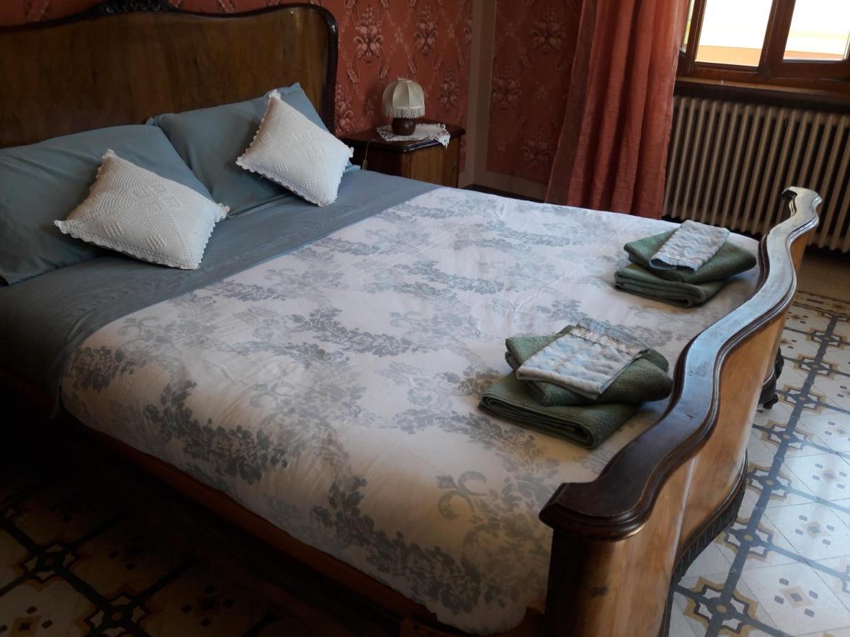 Casa Franca Apartment Pettenasco Bagian luar foto